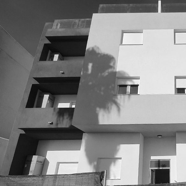 12 viviendas y trasteros