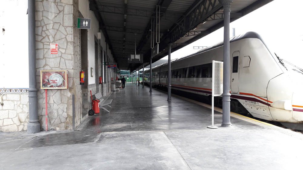 Estación Renfe de Granada 2019