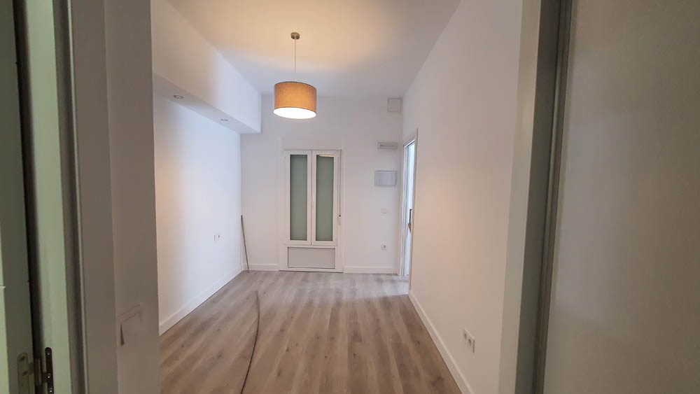 Vivienda en calle Rodrigo Vivas miras Almería 2021