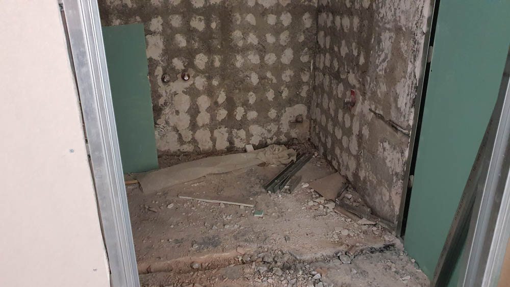 Vivienda en calle Rodrigo Vivas miras Almería 2021